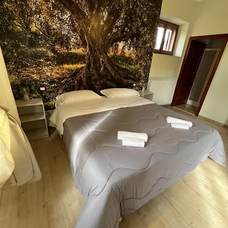 Mo'sci 3* Castelvecchio Calvisio